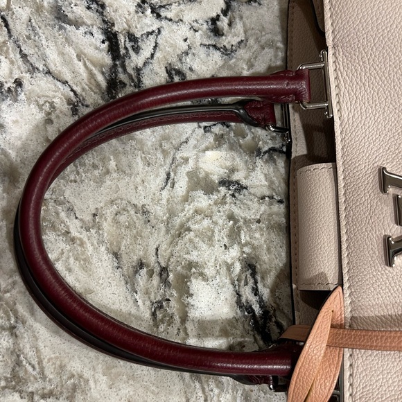 Authentic Louis Vuitton Lockme Day (M53647) - Picture 7 of 16